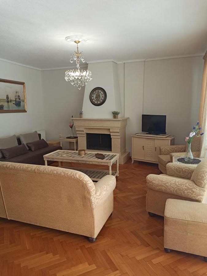 Golden Mirror In Kavala Apartment Bagian luar foto