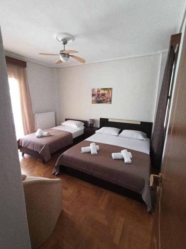 Golden Mirror In Kavala Apartment Bagian luar foto