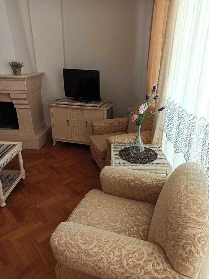 Golden Mirror In Kavala Apartment Bagian luar foto