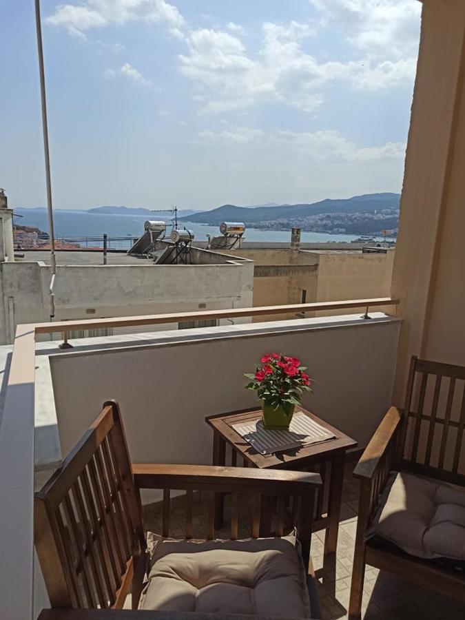 Golden Mirror In Kavala Apartment Bagian luar foto